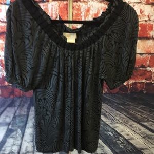 SOLD-Michael by Michael Kors Gray & Black Med Top